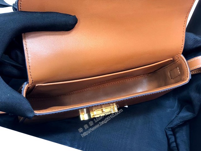 Celine專櫃2022新款Triomphe Shoulder Bag 194143 賽琳最新款凱旋門腋下包 sldj2409